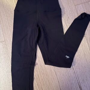 ALO Yoga Airbrush Black Leggings